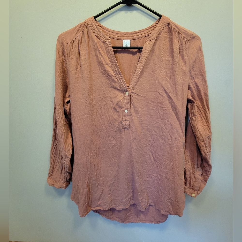 Old Navy XS Long Sleeve V Neck Tunic in Dusty Rose Color